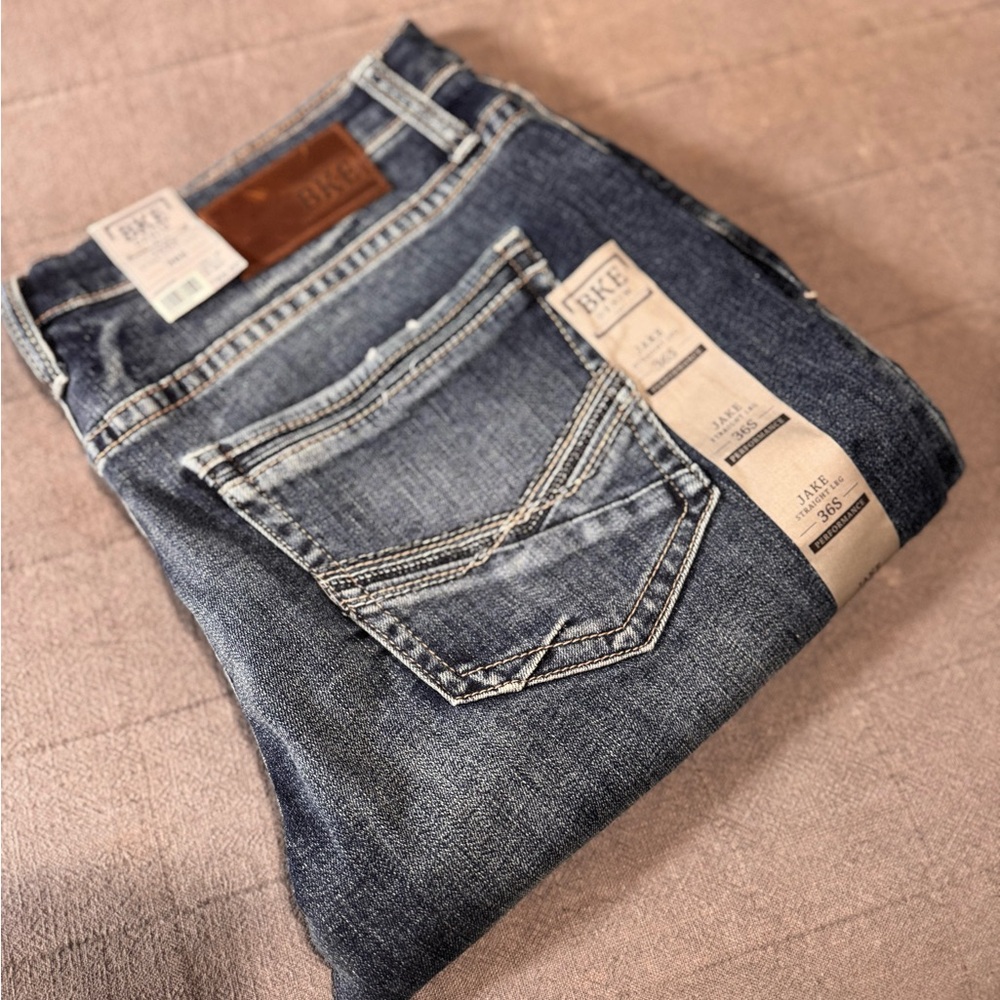 Men's Buckle Jeans